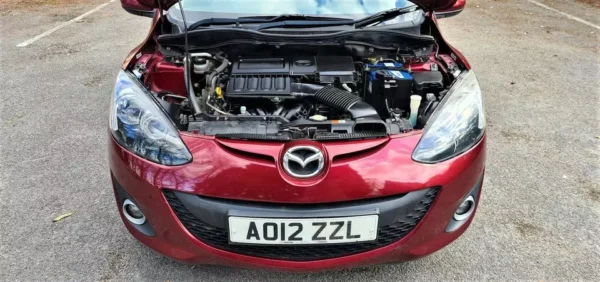 MAZDA 2 Venture Edition 1.3 Petrol 2012 5dr *1 Year Warranty* ULEZ Free - Image 13